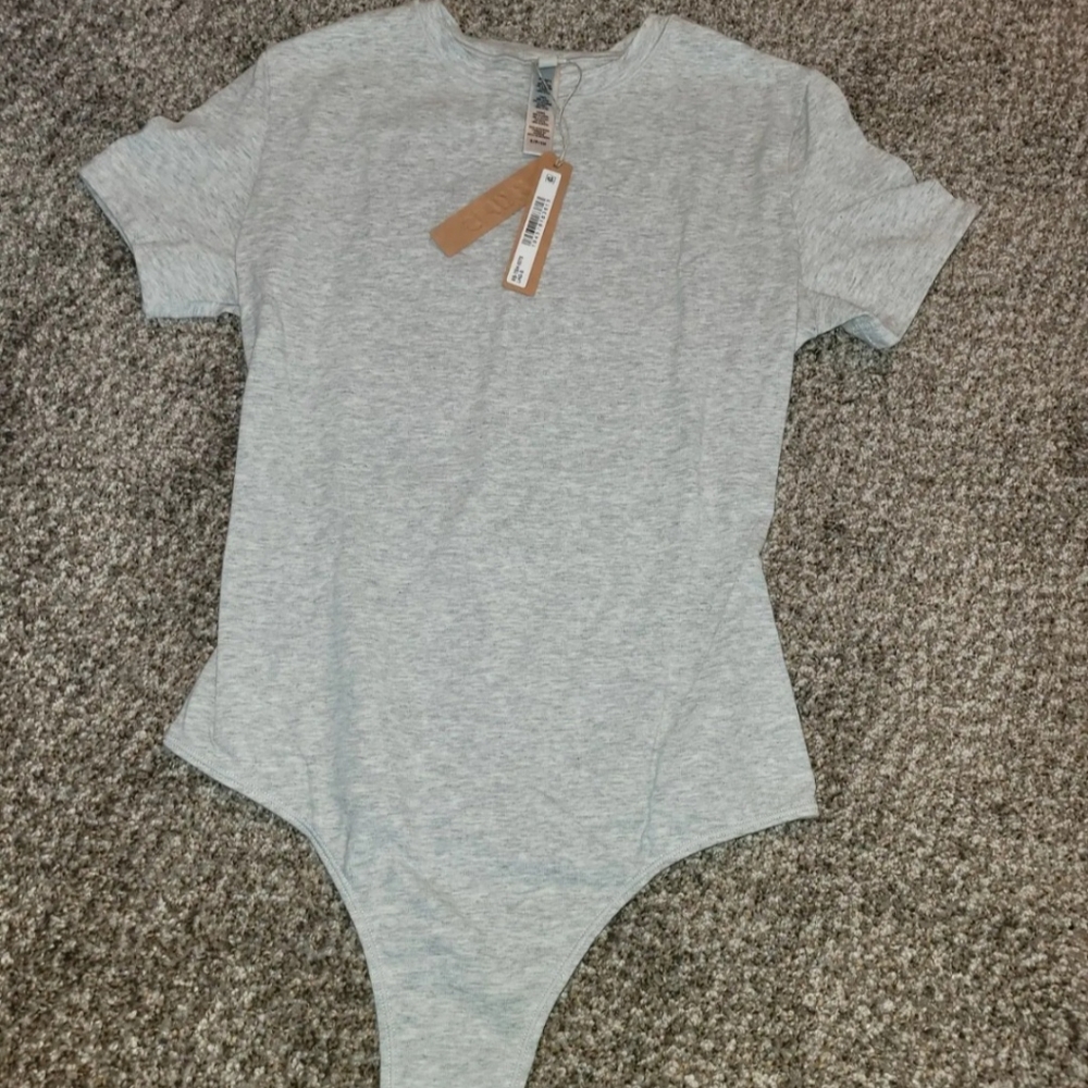 SKIMS Stretch Cotton Jersey T-Shirt Bodysuit grey Heather size s.